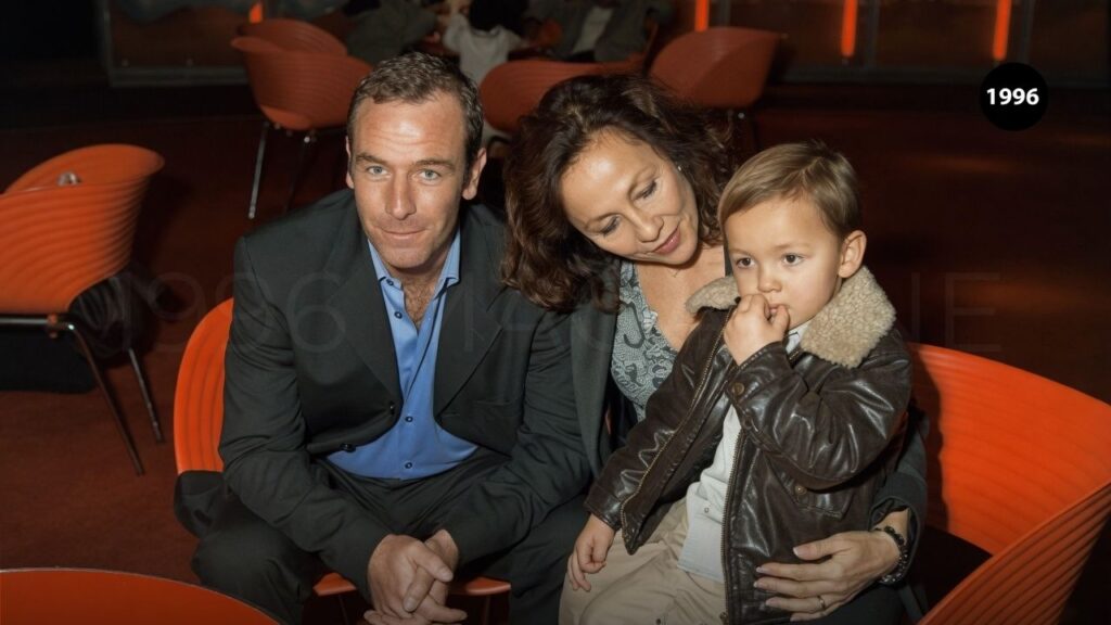 Vanya Seager WIth Family